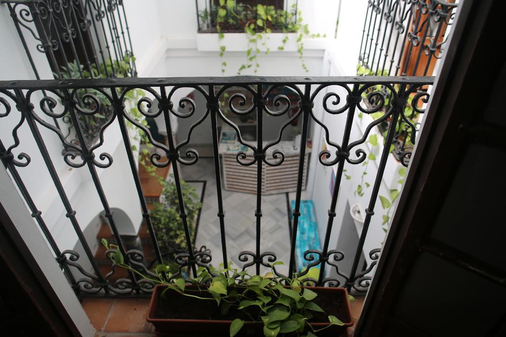 Wake Up In Tarifa Hostel & Restaurant Lounge Exterior foto