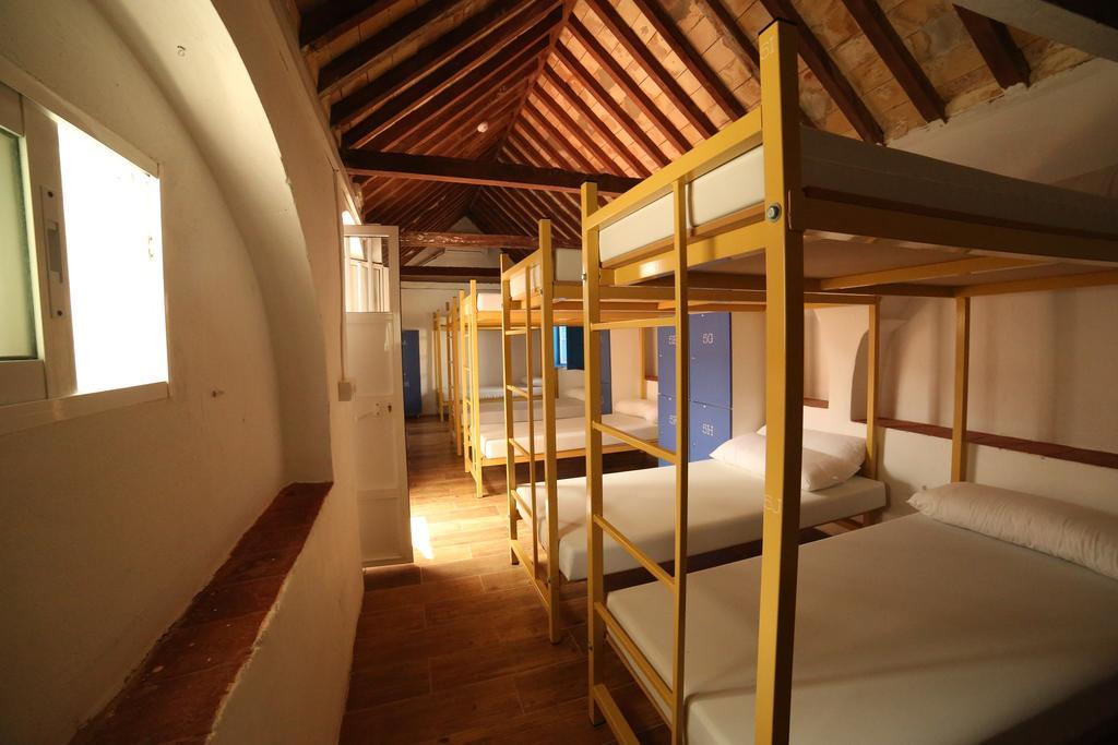 Wake Up In Tarifa Hostel & Restaurant Lounge Cameră foto