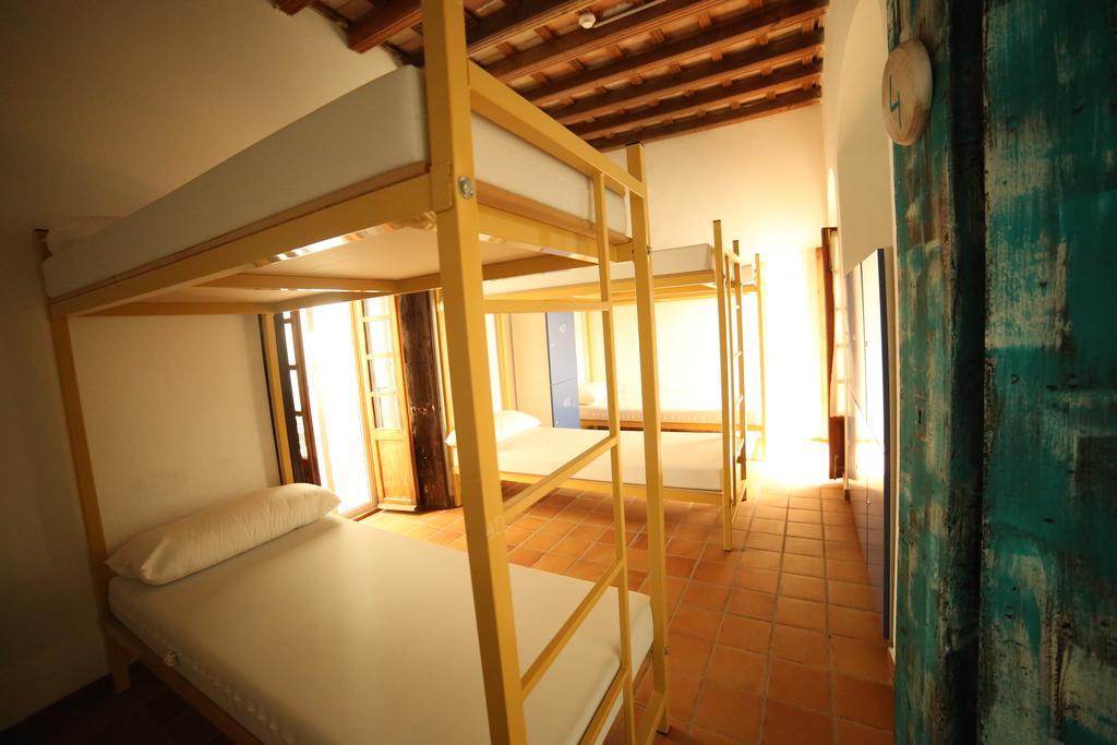 Wake Up In Tarifa Hostel & Restaurant Lounge Cameră foto